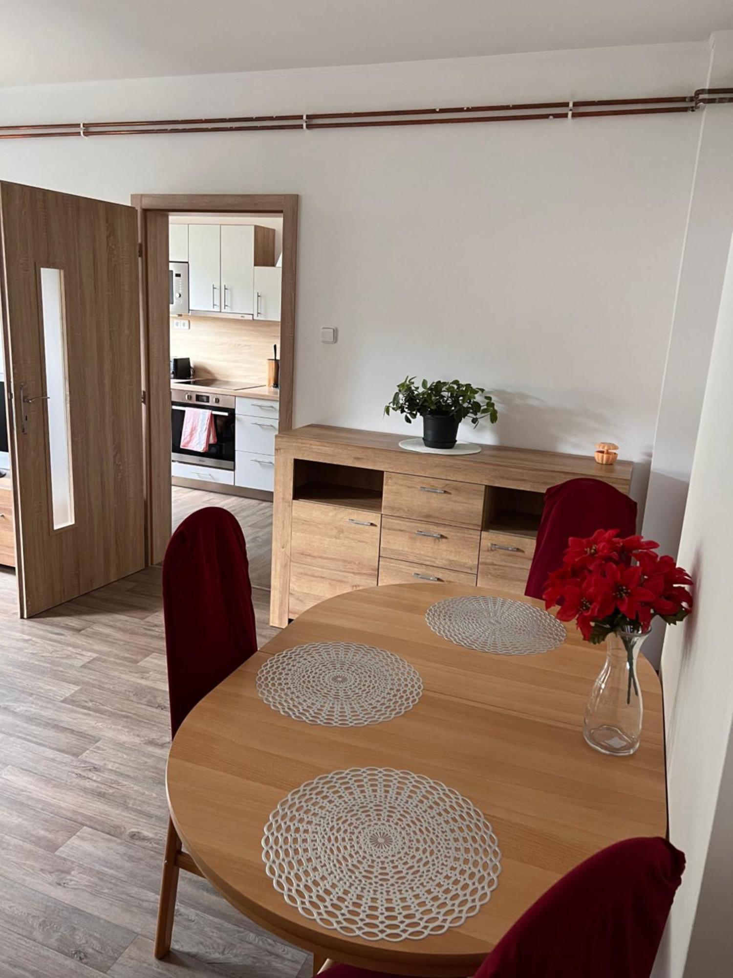 Apartmentscarlsbad Karlsbad Exteriör bild