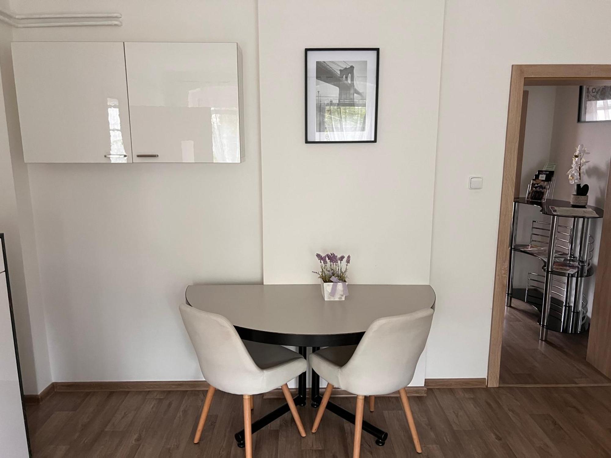 Apartmentscarlsbad Karlsbad Exteriör bild